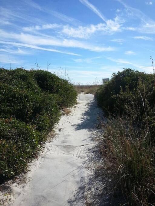 Cute 2 Bedroom, 2 Bath Condo At Folly Field Beach Hilton Head Island Ngoại thất bức ảnh