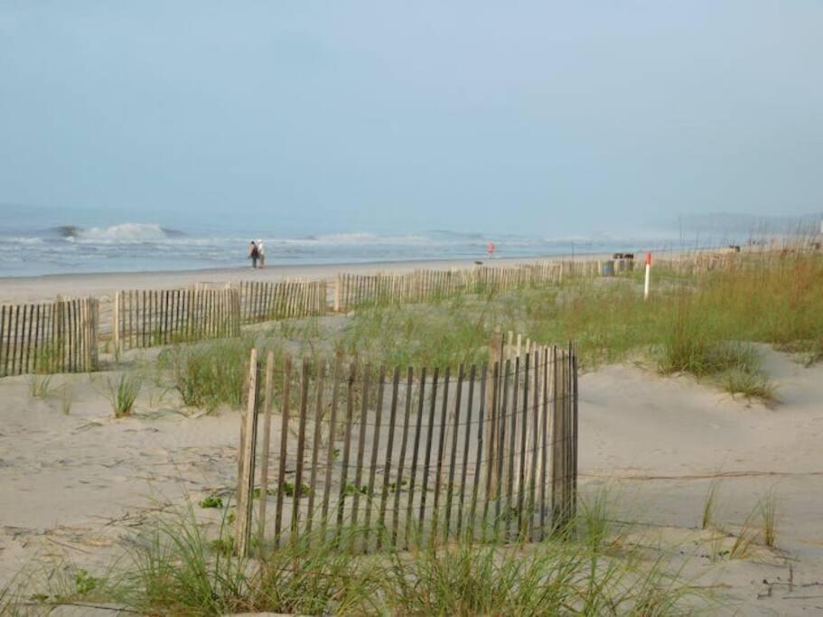 Cute 2 Bedroom, 2 Bath Condo At Folly Field Beach Hilton Head Island Ngoại thất bức ảnh